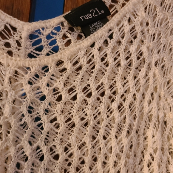 White Large Rue 21 - Picture 3 of 3